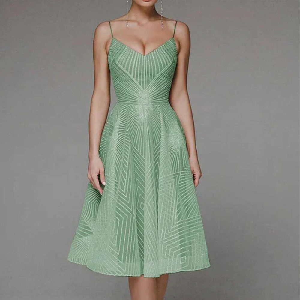 Morvellia Women's Open Back Dress Geometric Pattern